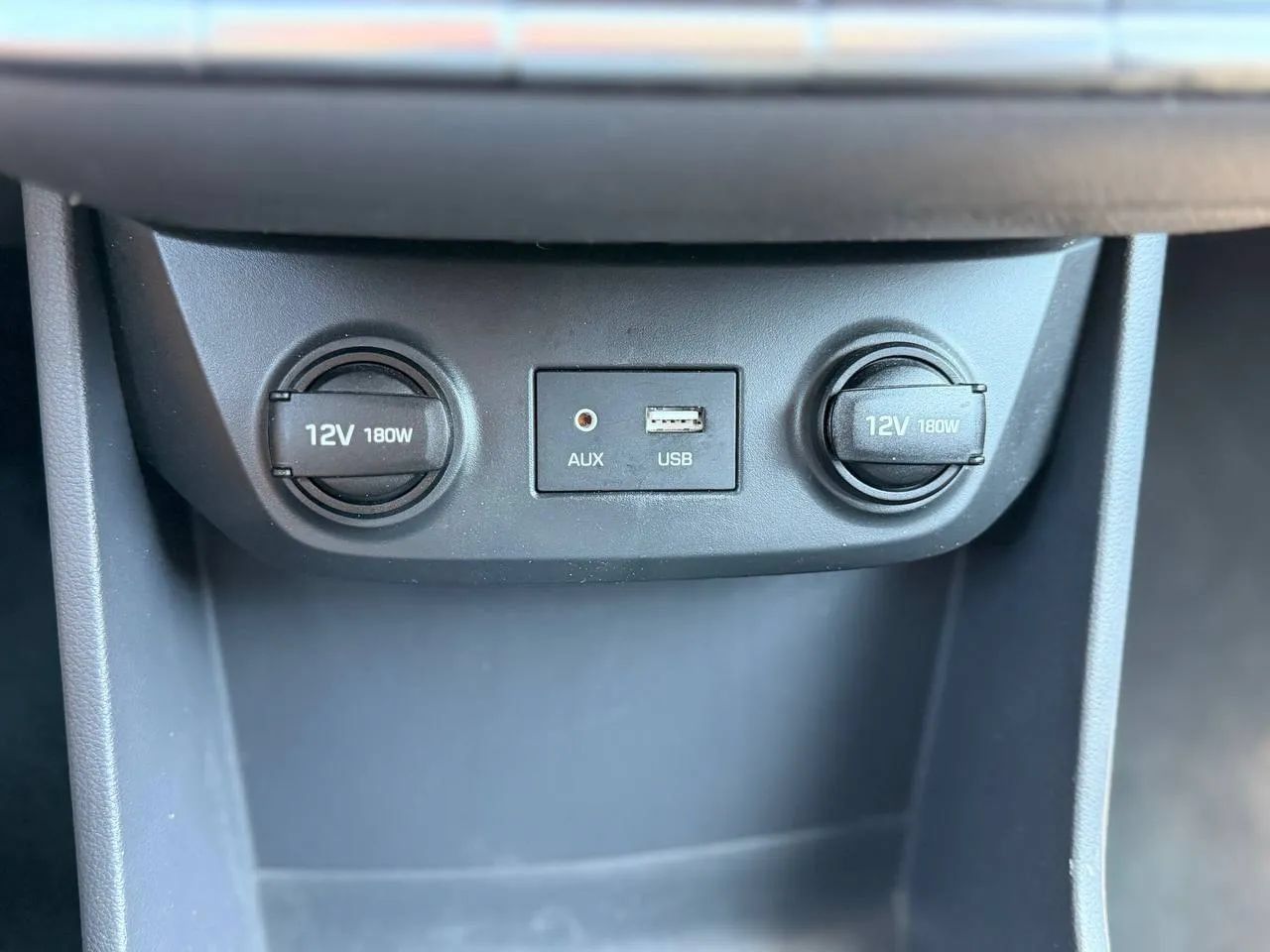 Used 2019 Hyundai Ioniq Electric FWD image 44