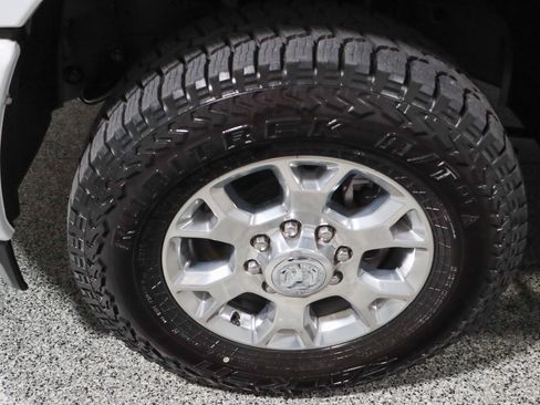 Used 2023 RAM 2500 Laramie AWD/4WD image 11