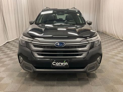 Used 2025 Subaru Forester Limited AWD/4WD image 14