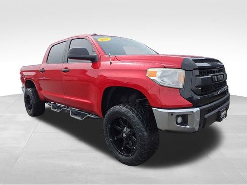 Used 2017 Toyota Tundra SR5 AWD/4WD image 1