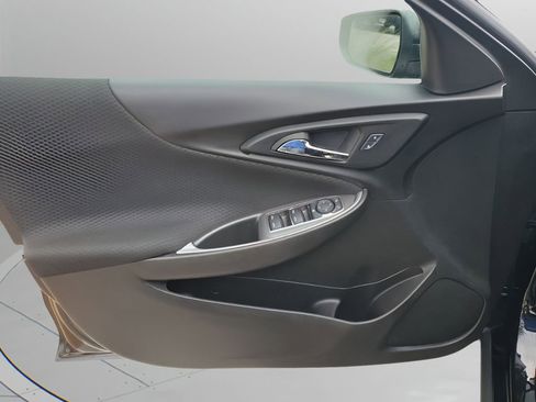 Used 2025 Chevrolet Malibu LT image 26