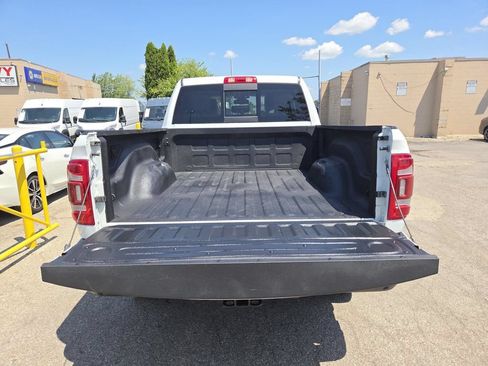 Used 2024 RAM 2500 Laramie AWD/4WD image 23