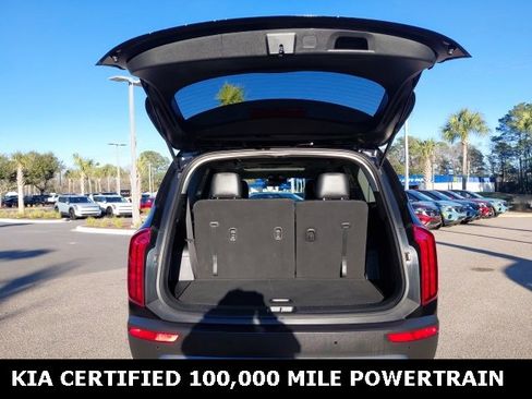 Certified 2022 Kia Telluride S image 30