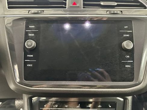 Certified 2023 Volkswagen Tiguan SE AWD/4WD image 5
