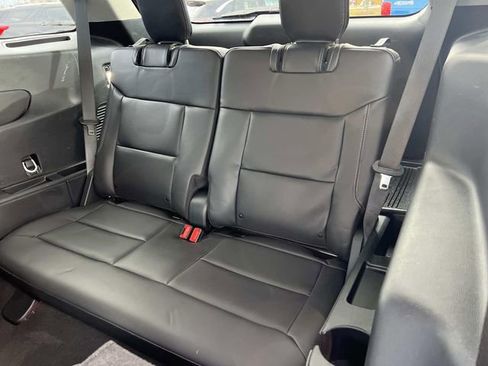 Certified 2023 Ford Explorer XLT w/ Equipment Group 202A image 14