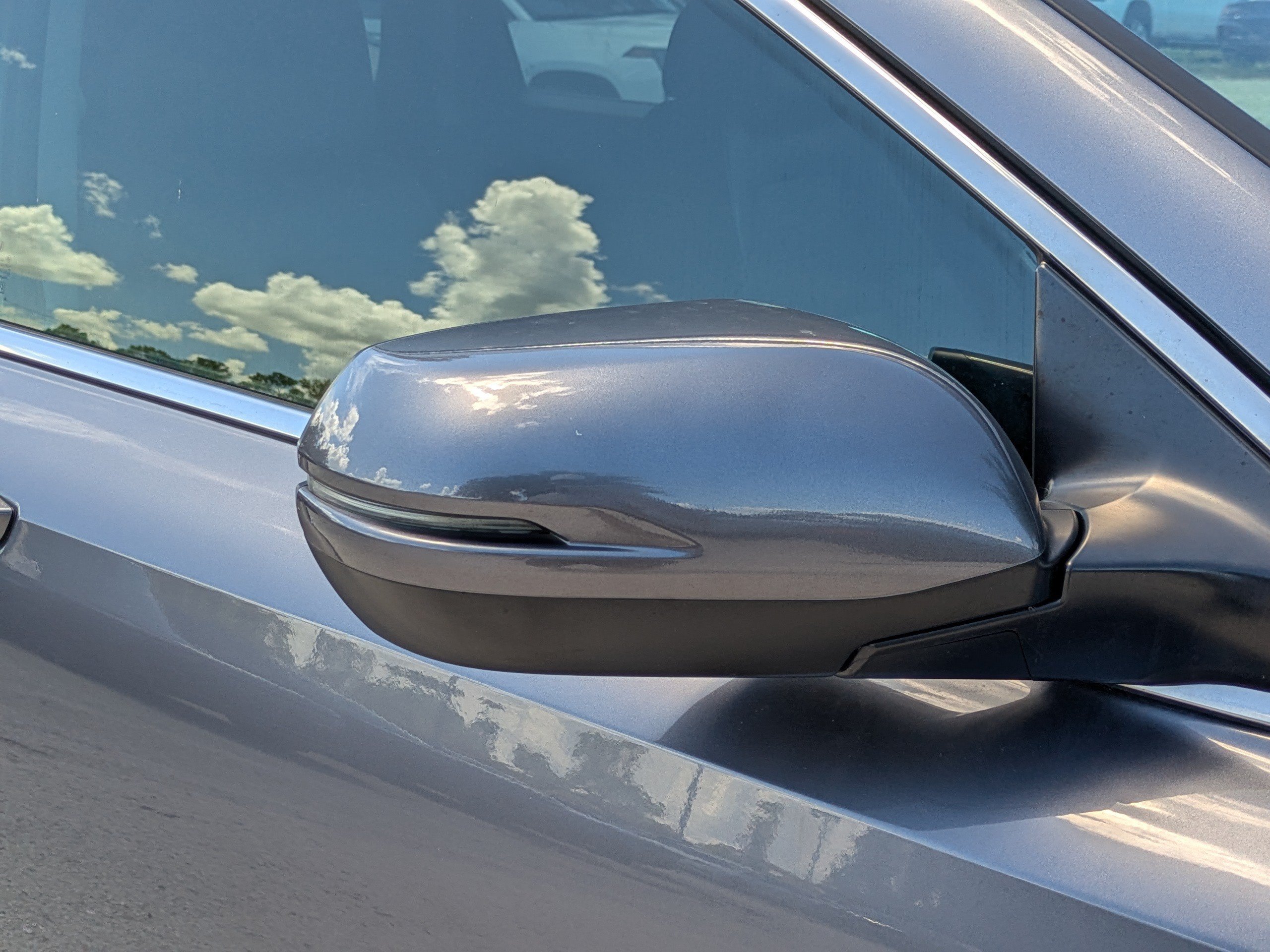 Used 2022 Honda CR-V Touring image 11