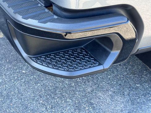 Used 2022 Chevrolet Silverado 1500 LT Trail Boss w/ Bed Protection Package image 12