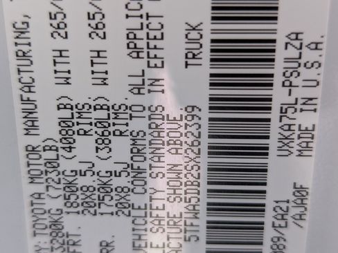 Used 2025 Toyota Tundra Limited w/ TRD Off-Road Package image 22