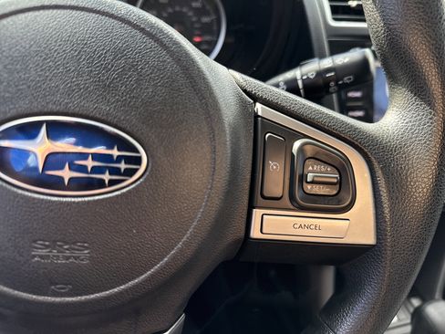 Used 2018 Subaru Forester 2.5i Premium w/ All-Weather Package image 22