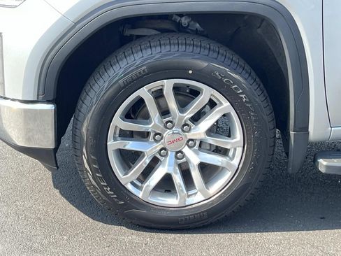 Used 2021 GMC Sierra 1500 SLT w/ SLT Premium Package AWD/4WD image 11