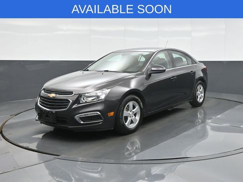 Used 2016 Chevrolet Cruze LT FWD image 3