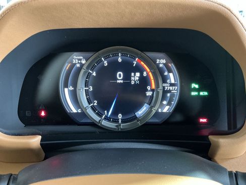 Used 2018 Lexus LC 500 Coupe image 25