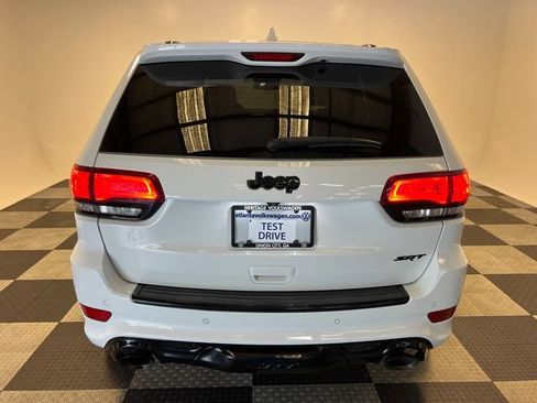 Used 2015 Jeep Grand Cherokee SRT w/ Quick Order Package 26J AWD/4WD image 4