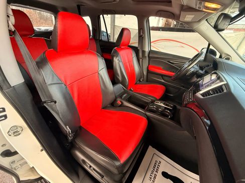 Used 2018 Honda Pilot Touring image 26