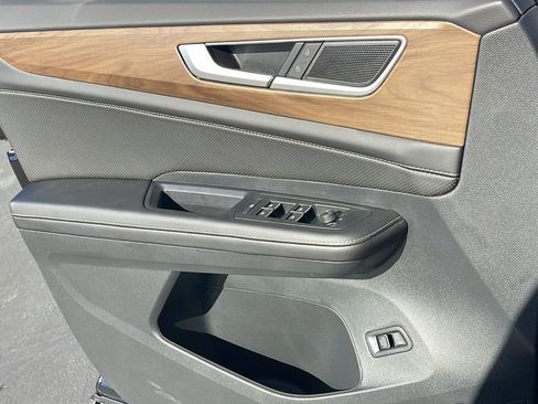 New 2026 Volkswagen Atlas SE image 27