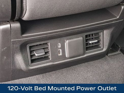 Used 2024 Chevrolet Silverado 1500 LT image 13