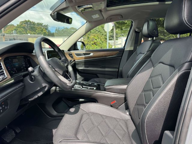 Certified 2026 Volkswagen Atlas SE w/ Panoramic Sunroof Package AWD/4WD image 13