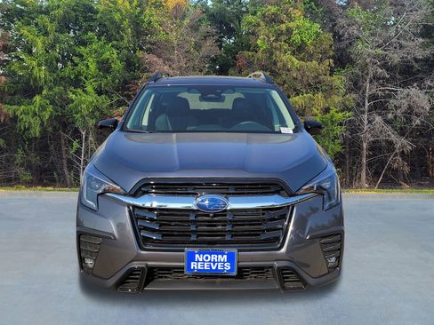 New 2025 Subaru Ascent Limited image 2