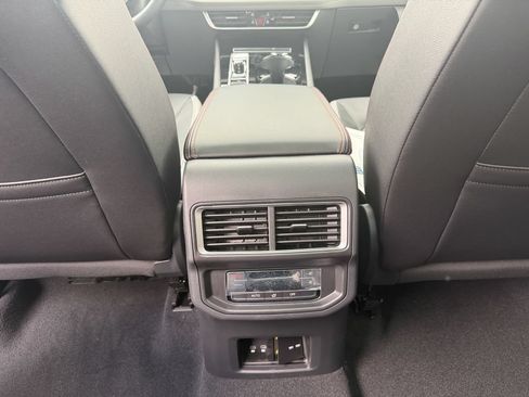 New 2026 Volkswagen Atlas Peak Edition AWD/4WD image 27