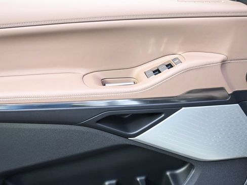 New 2026 Lincoln Navigator Black Label AWD/4WD image 23