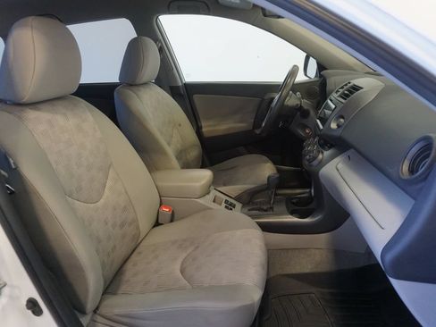 Used 2011 Toyota RAV4 4WD w/ Base L4 Extra Value Pkg image 16