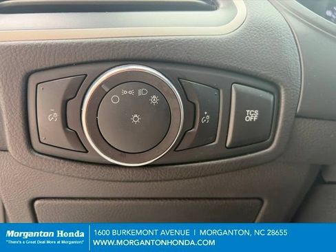 Used 2024 Ford Edge SEL AWD/4WD image 18