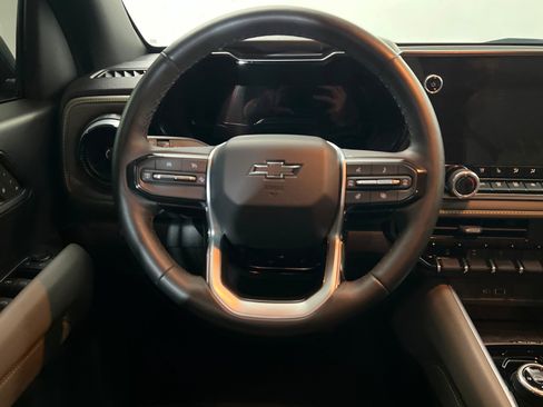 Used 2026 Chevrolet Colorado ZR2 w/ Technology Package AWD/4WD image 13