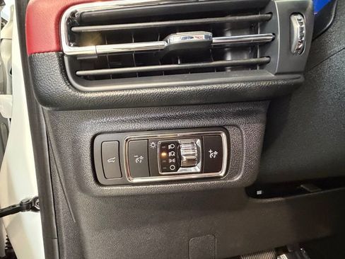 Used 2023 Lincoln Corsair Reserve w/ Equipment Group 201A image 26