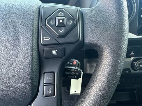 Used 2020 Toyota Tacoma SR image 21