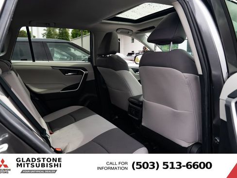 Used 2022 Toyota RAV4 XLE w/ Convenience Package AWD/4WD image 24