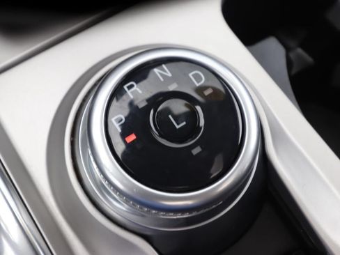 Used 2023 Ford Explorer Limited w/ Limited Technology Package RWD image 23