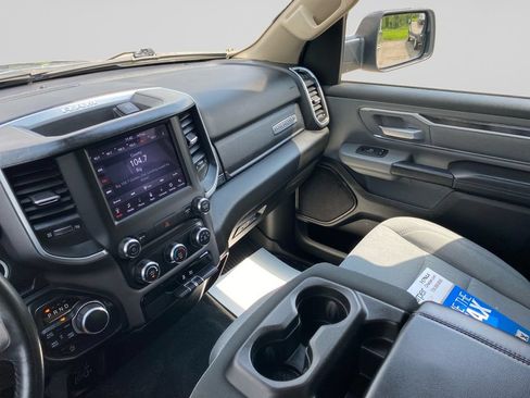 Used 2020 RAM 1500 Big Horn AWD/4WD image 32