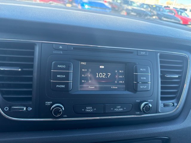 Used 2016 Kia Sedona LX FWD image 21