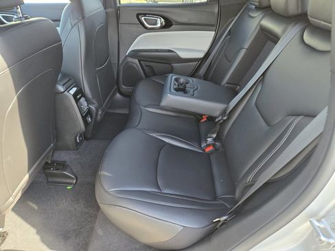 New 2026 Jeep Compass Limited AWD/4WD image 16