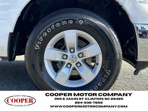 Used 2020 RAM 1500 Classic SLT image 12