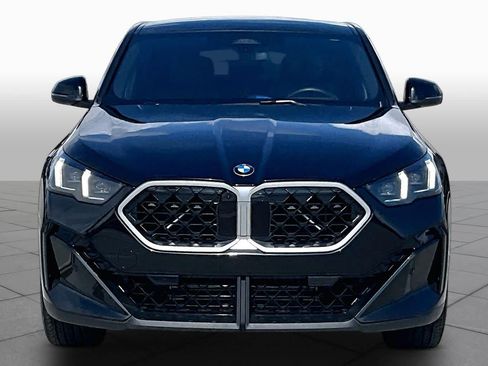 Used 2026 BMW X2 xDrive28i AWD/4WD image 3