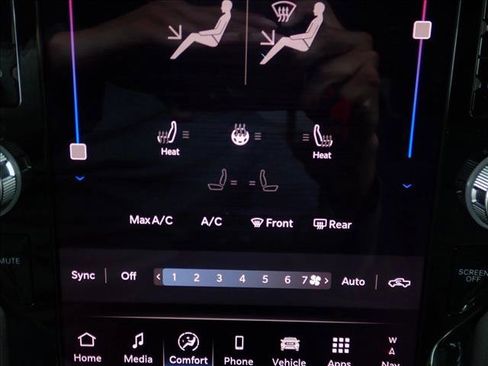 New 2026 RAM 1500 Big Horn AWD/4WD image 19