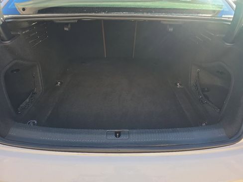 Used 2017 Audi A4 2.0T Premium image 28