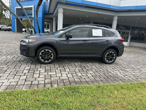 Used 2022 Subaru Crosstrek 2.0i AWD/4WD image 19