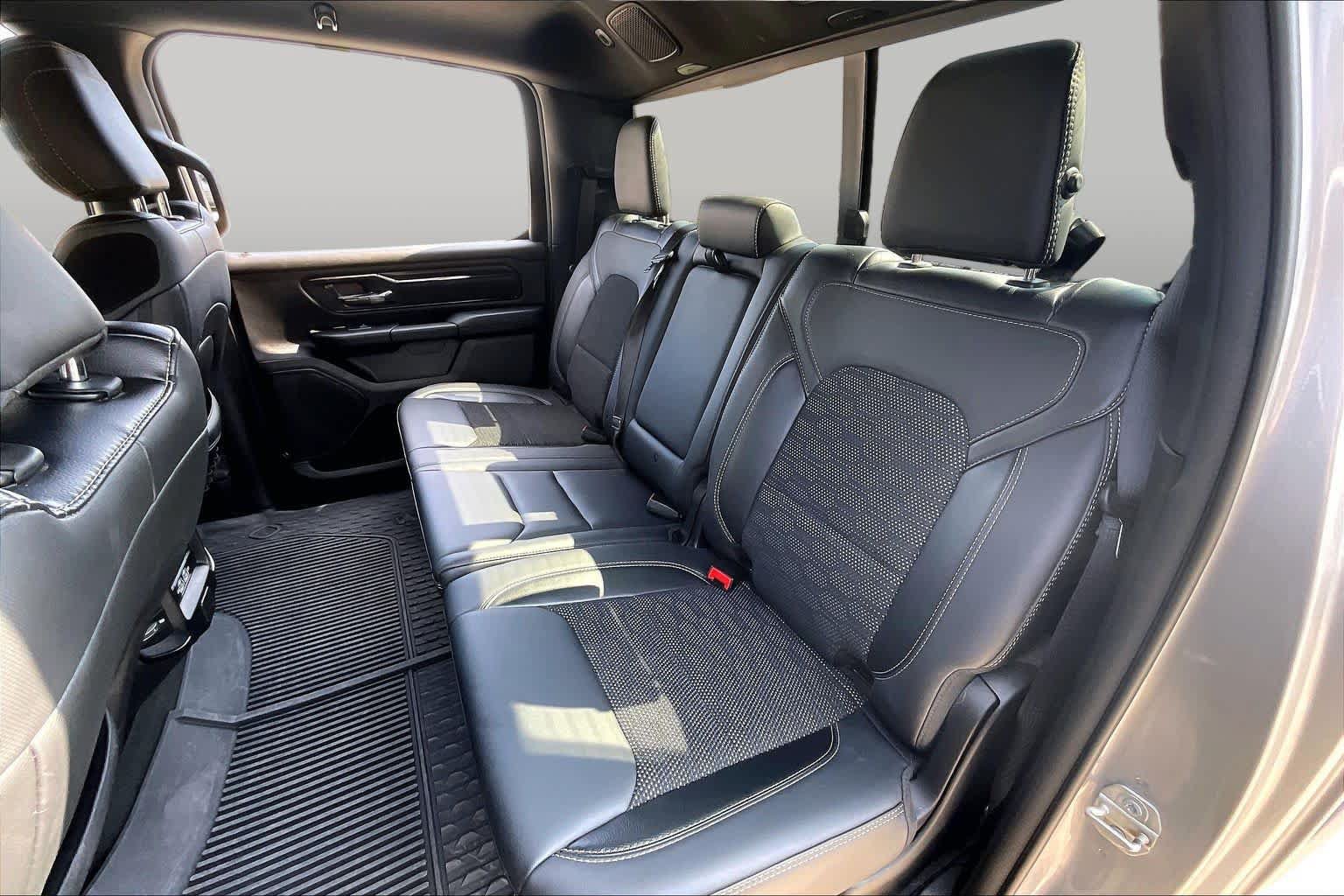 Used 2024 RAM 1500 Big Horn AWD/4WD image 20