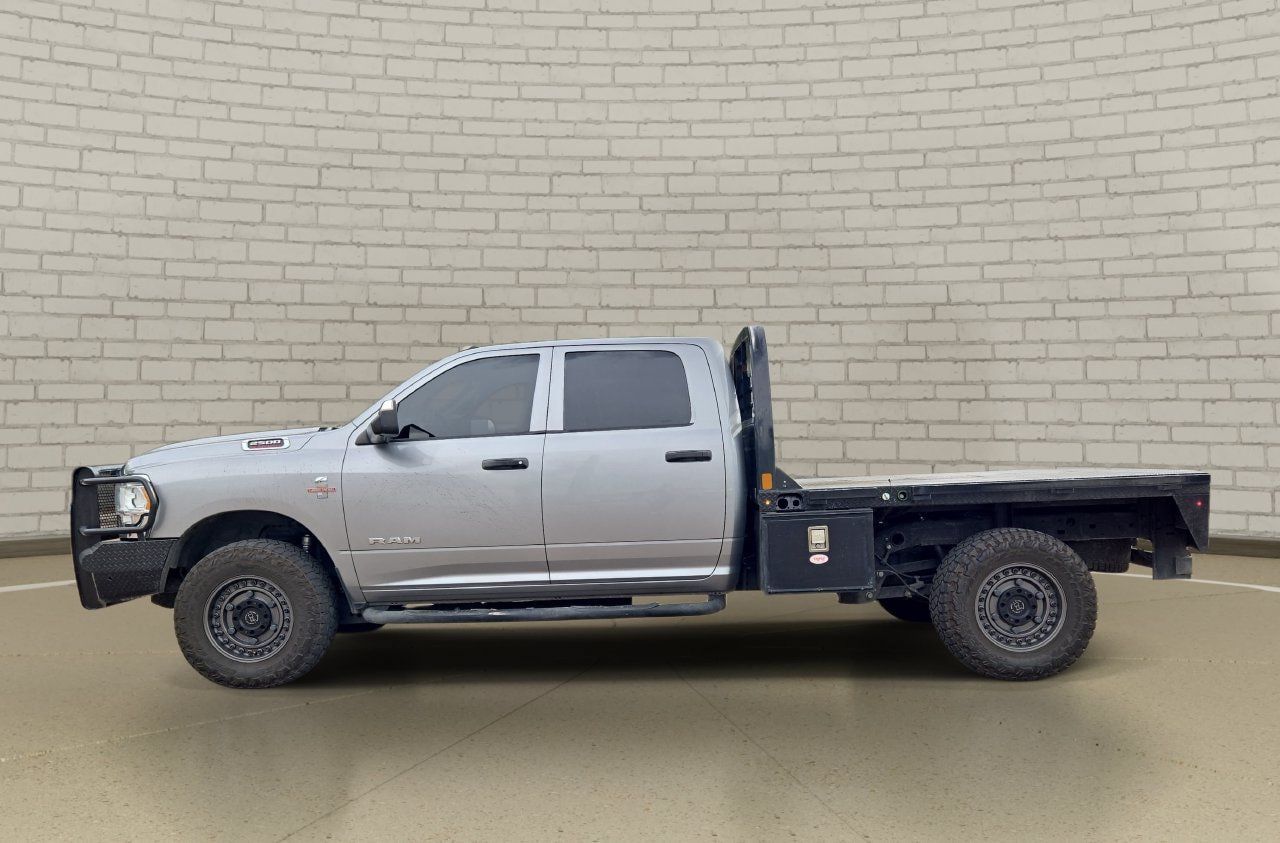 Used 2019 RAM 2500 Tradesman w/ Chrome Appearance Group AWD/4WD image 8