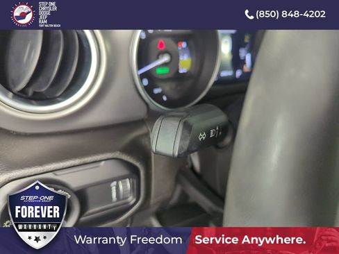 Used 2023 Jeep Wrangler Unlimited Rubicon 4xe AWD/4WD image 20