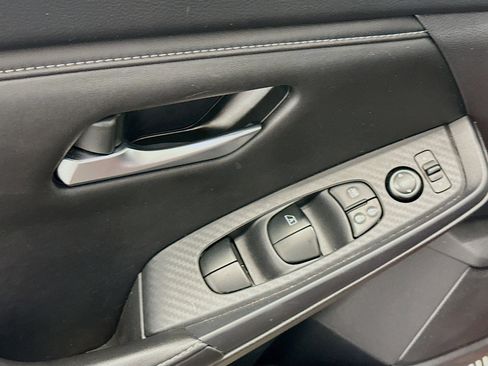 Used 2024 Nissan Sentra SV image 15