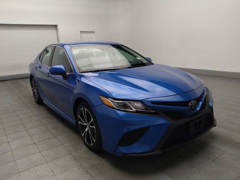 Used 2019 Toyota Camry SE FWD image 13