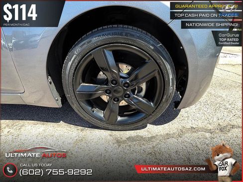 Used 2015 Hyundai Veloster FWD image 18