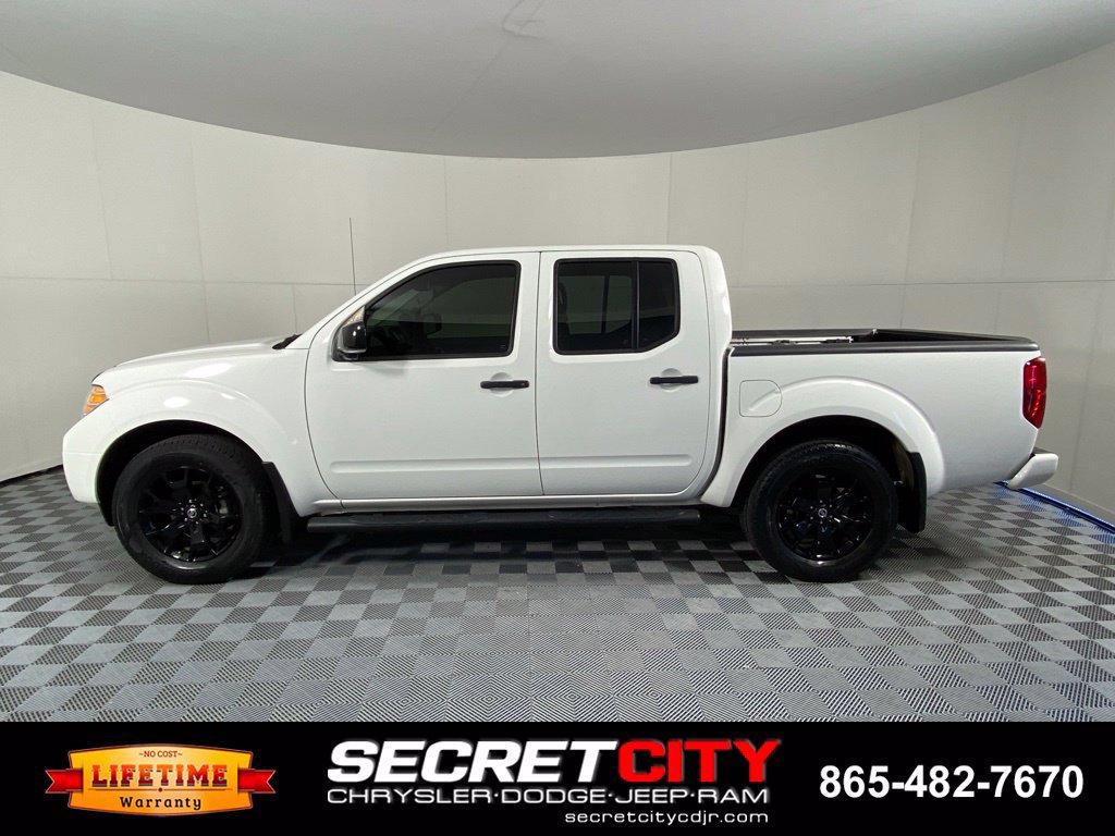 Used 2021 Nissan Frontier SV w/ Midnight Edition Floor Mats RWD image 4