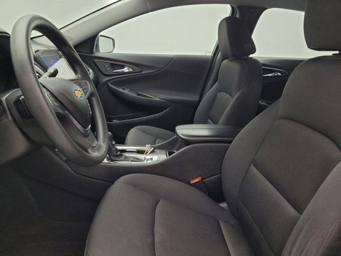 Used 2022 Chevrolet Malibu LT FWD image 17