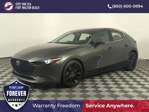 Used 2019 MAZDA MAZDA3 Hatchback w/ Premium Package image 1