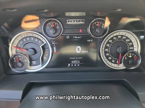 Used 2017 RAM 1500 Laramie w/ Convenience Group AWD/4WD image 28