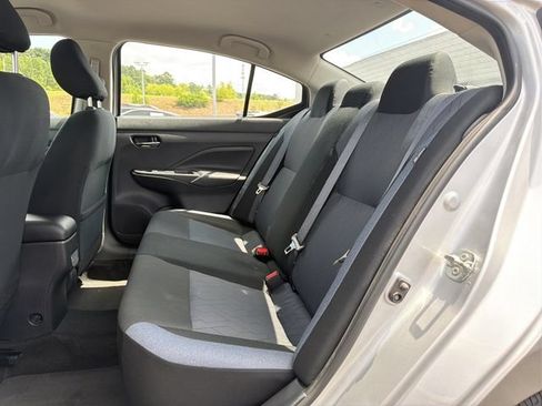 Used 2025 Nissan Versa SV FWD image 21
